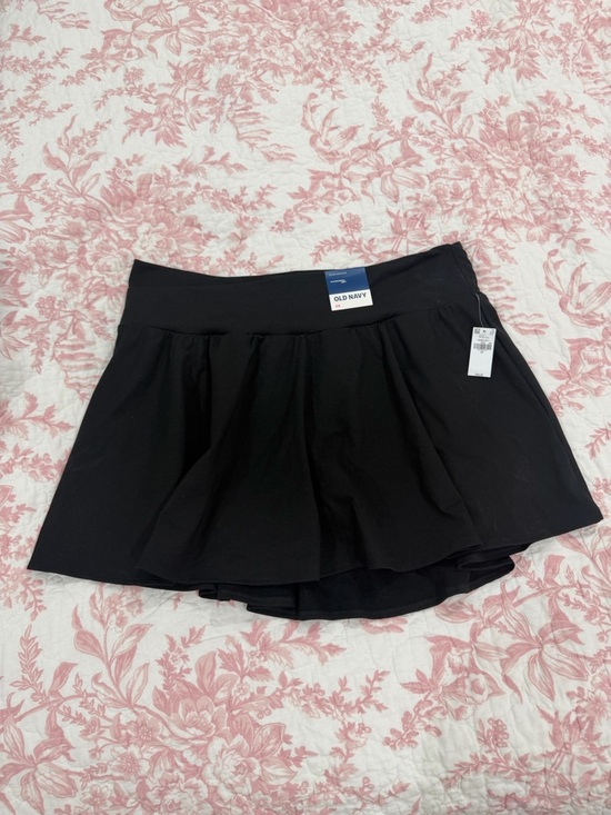 Old Navy Pants - Old Navy Black Skirted Active Shorts